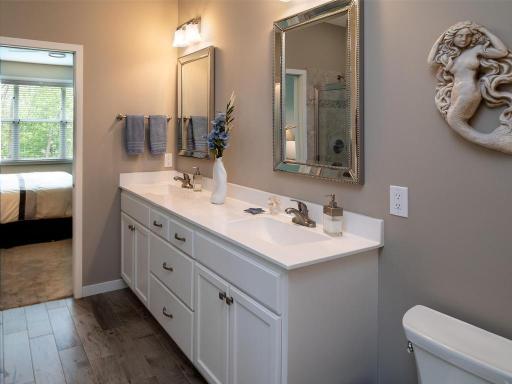 14294 Shore Crest Drive NW, Prior Lake, MN 55372