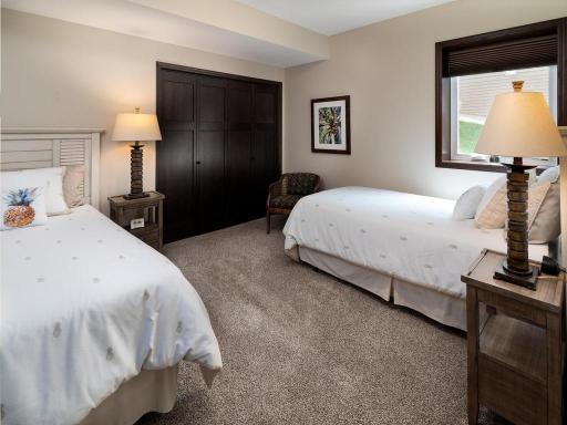 14294 Shore Crest Drive NW, Prior Lake, MN 55372