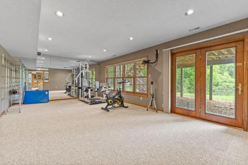 16943 Candlewood Parkway, Eden Prairie, MN 55347