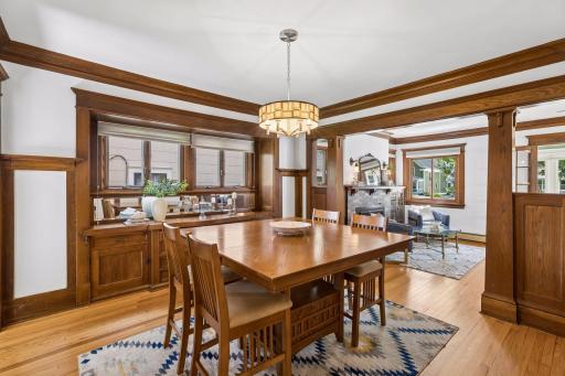1377 Grand Avenue, Saint Paul, MN 55105