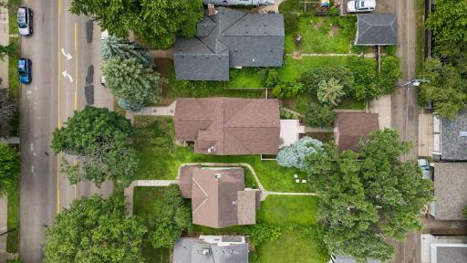 1377 Grand Avenue, Saint Paul, MN 55105