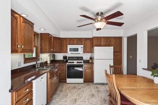 2425 80th Avenue N, Minneapolis, MN 55444
