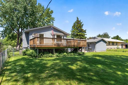 2425 80th Avenue N, Minneapolis, MN 55444
