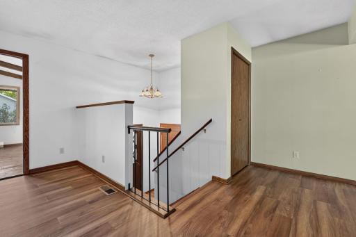 408 Sunrise Drive, Litchfield, MN 55355