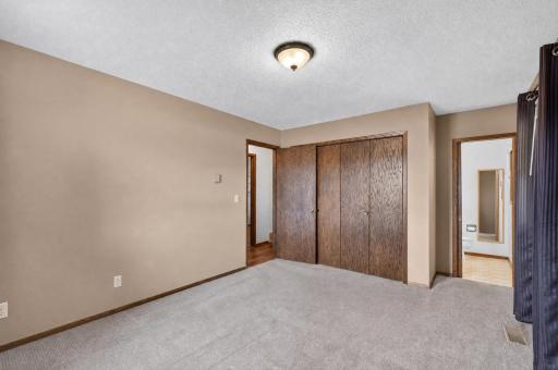 408 Sunrise Drive, Litchfield, MN 55355
