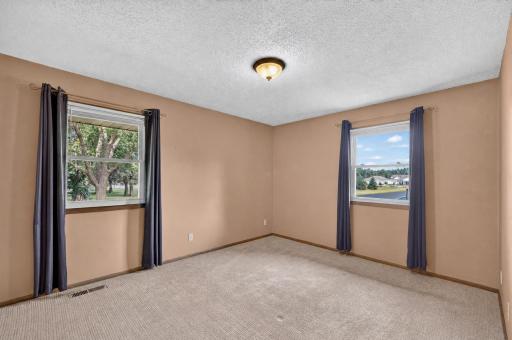 408 Sunrise Drive, Litchfield, MN 55355