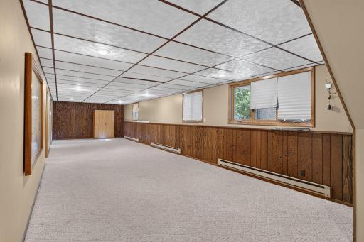 408 Sunrise Drive, Litchfield, MN 55355