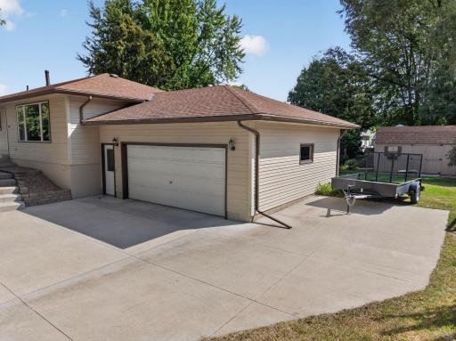 408 Sunrise Drive, Litchfield, MN 55355