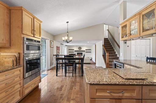 392 Pendryn Hill Curve, Saint Paul, MN 55125