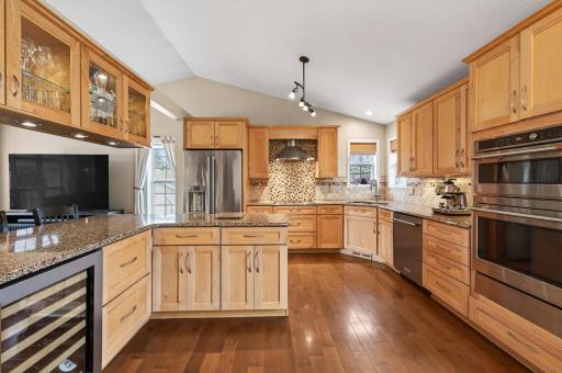 392 Pendryn Hill Curve, Saint Paul, MN 55125