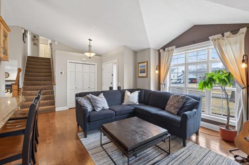 392 Pendryn Hill Curve, Saint Paul, MN 55125
