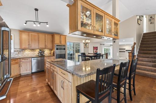 392 Pendryn Hill Curve, Saint Paul, MN 55125