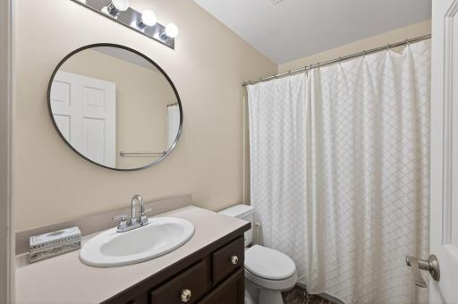 392 Pendryn Hill Curve, Saint Paul, MN 55125
