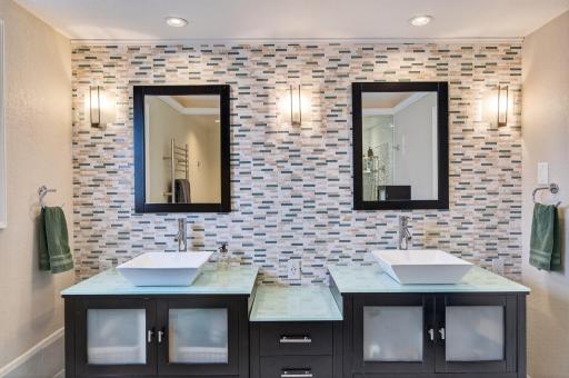392 Pendryn Hill Curve, Saint Paul, MN 55125