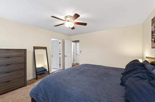 392 Pendryn Hill Curve, Saint Paul, MN 55125