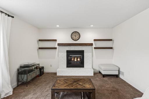 392 Pendryn Hill Curve, Saint Paul, MN 55125