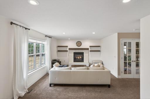 392 Pendryn Hill Curve, Saint Paul, MN 55125