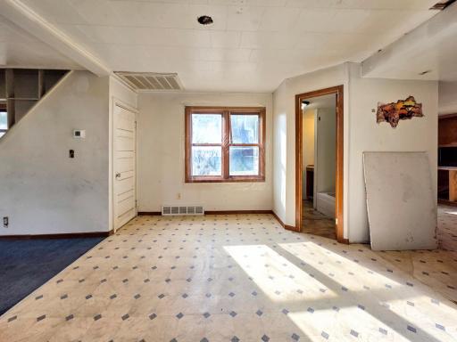 418 Main Street E, Detroit Lakes, MN 56501