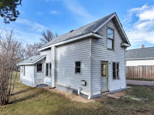 418 Main Street E, Detroit Lakes, MN 56501