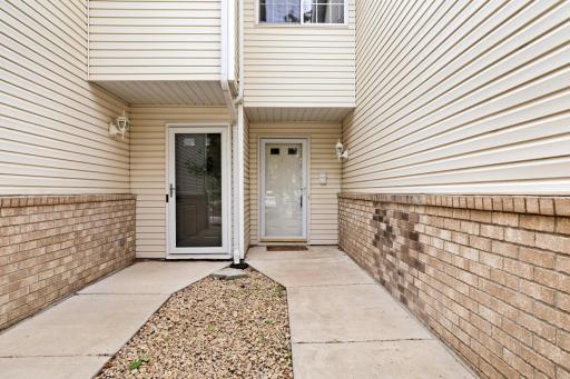 Welcome to 6159 Creek Line Dr