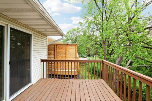 Private south facing deck off of LR
