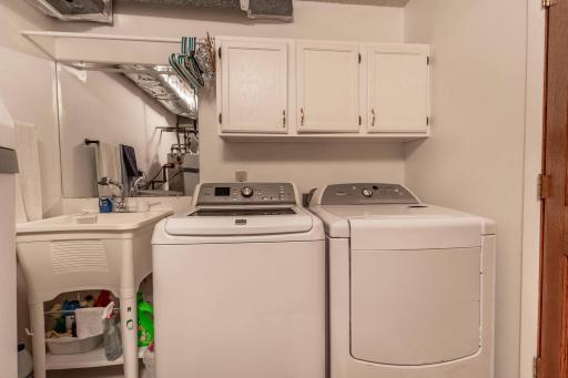 1043 Woodland Loop, Fergus Falls, MN 56537