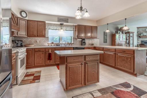 1043 Woodland Loop, Fergus Falls, MN 56537