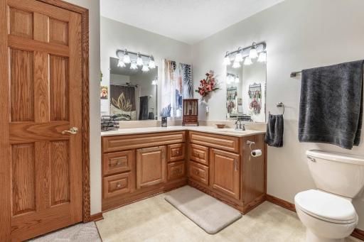 1043 Woodland Loop, Fergus Falls, MN 56537