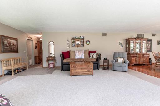 1043 Woodland Loop, Fergus Falls, MN 56537