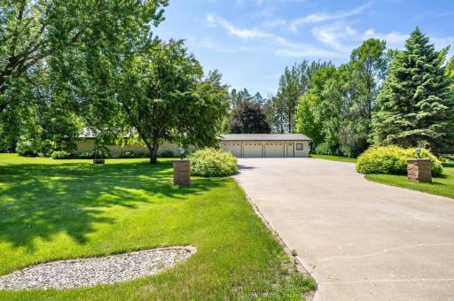 1043 Woodland Loop, Fergus Falls, MN 56537
