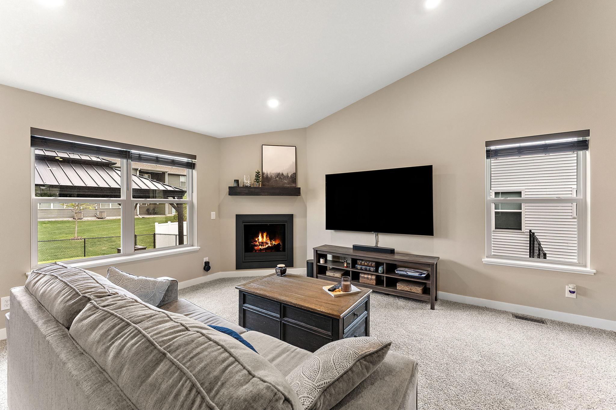 Living Room W/ Gas Fireplace