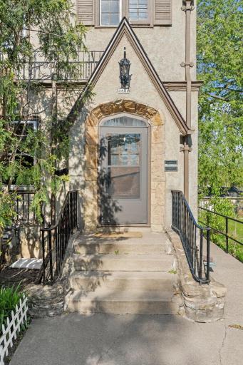 3832 20th Avenue S, Minneapolis, MN 55407