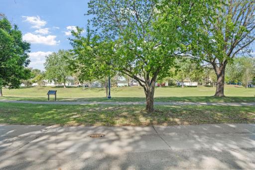 3832 20th Avenue S, Minneapolis, MN 55407