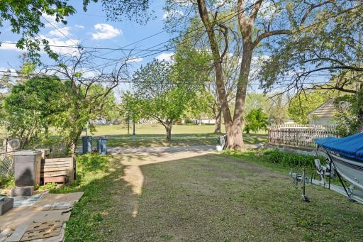 3832 20th Avenue S, Minneapolis, MN 55407