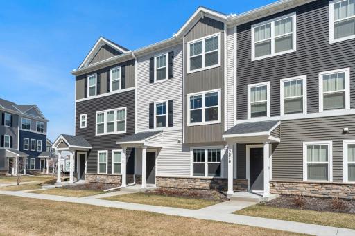 5872 156th Way, Saint Paul, MN 55124