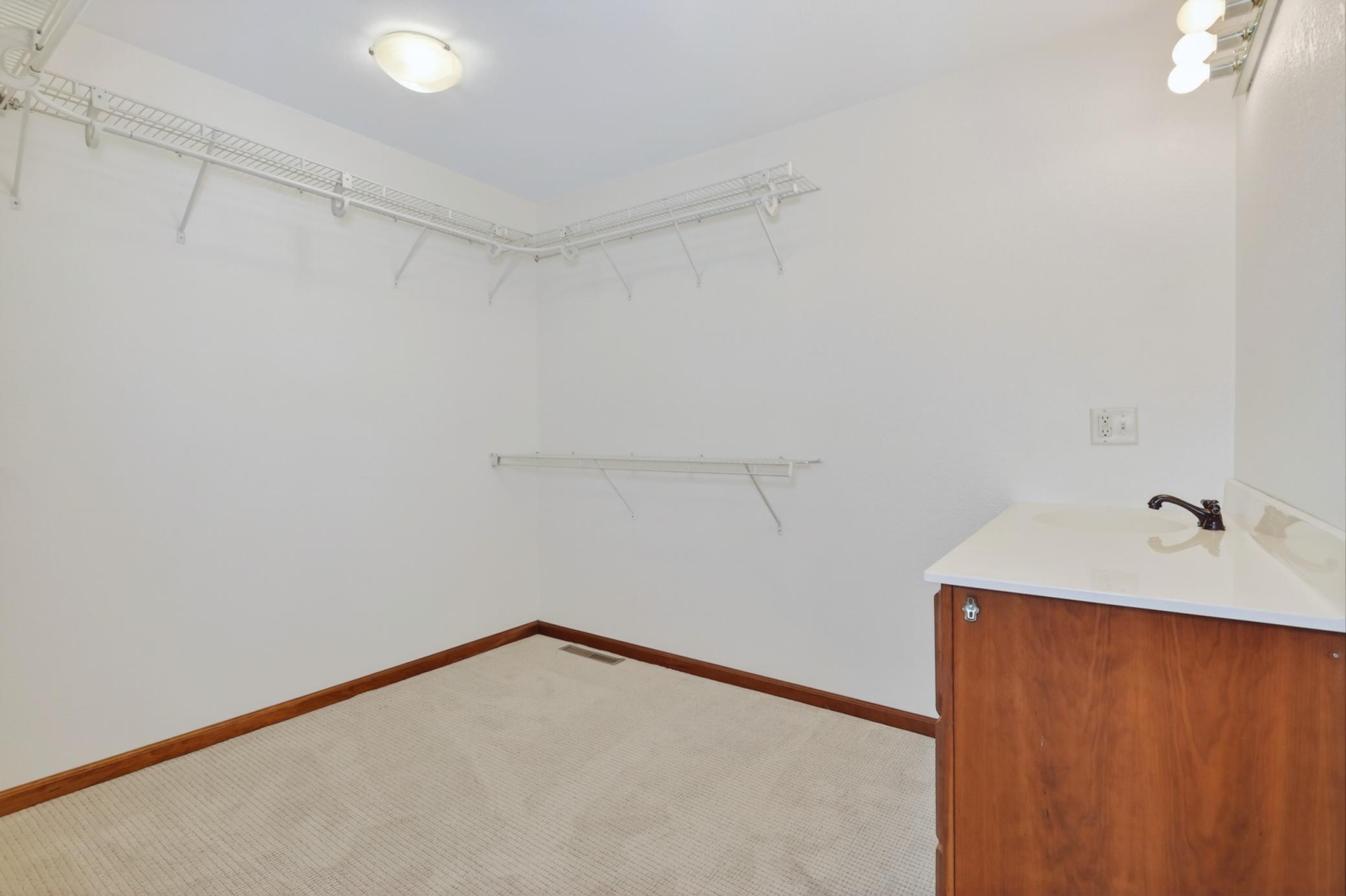 Walk in Closet