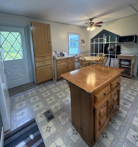 Kitchen 1.jpeg