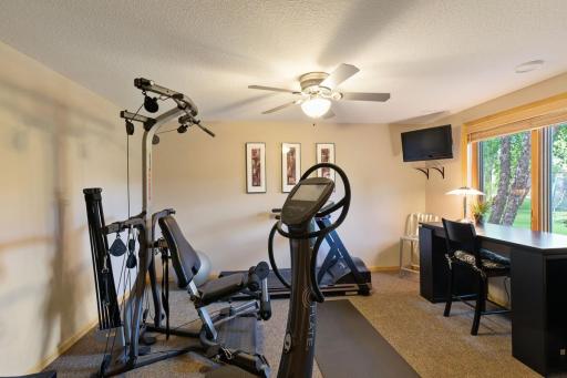 15335 Big Horn Pass NW, Prior Lake, MN 55372