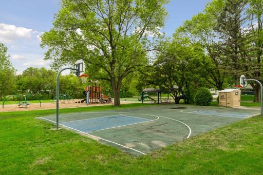 730 Lanewood Lane N, Minneapolis, MN 55447