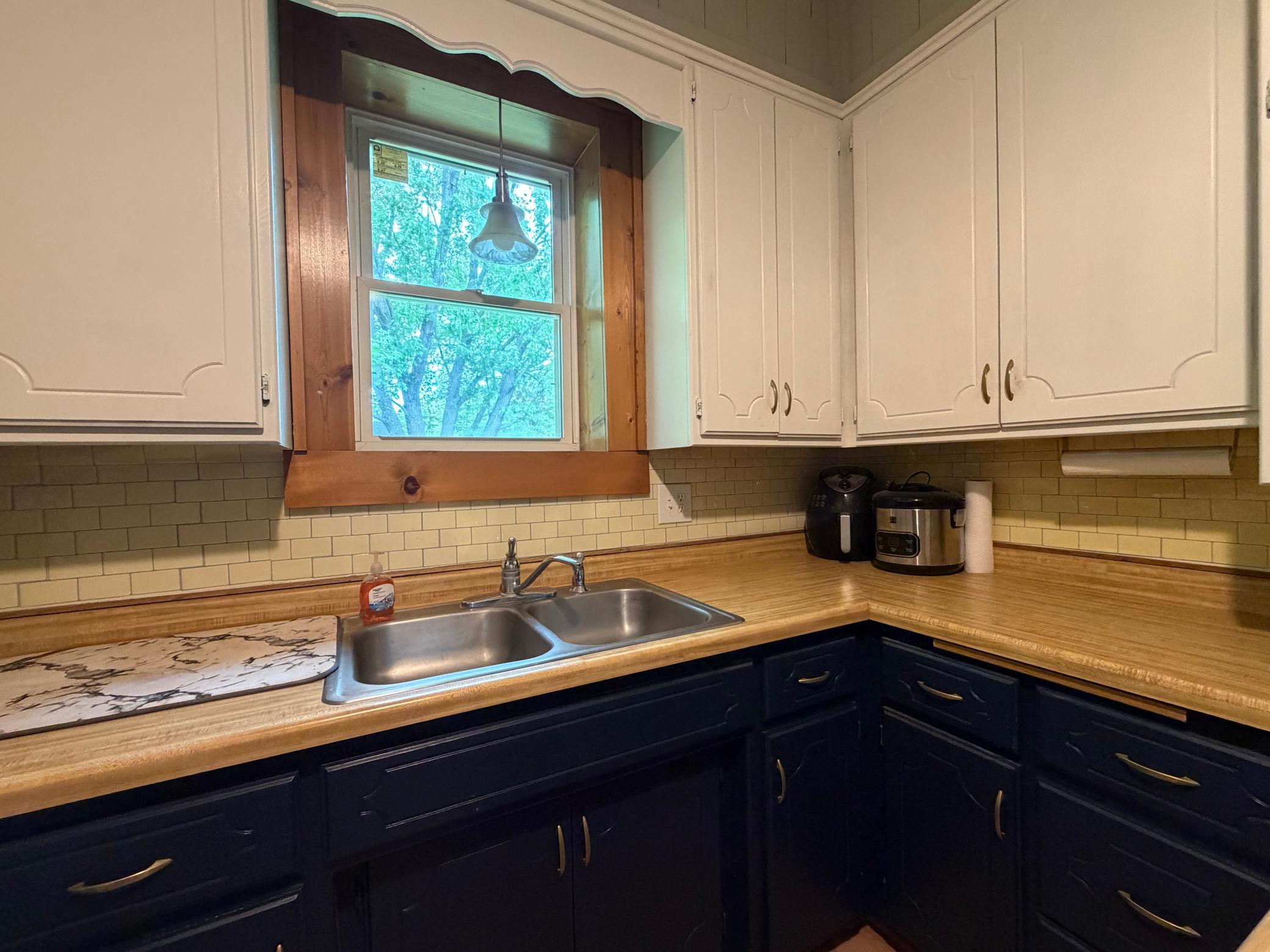 Unit 1 kitchen