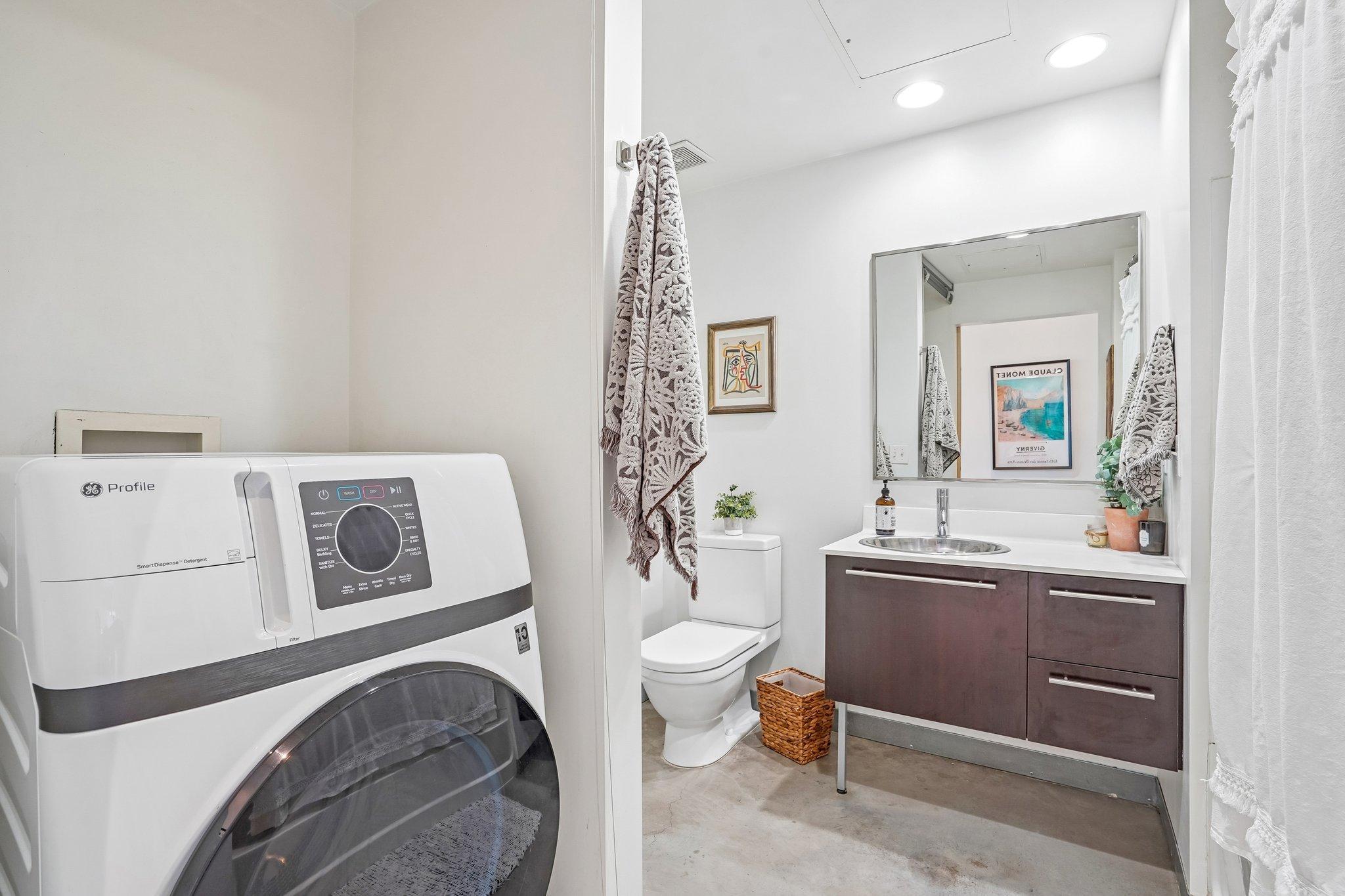 11-web-or-mls-Washington Ave 501-S1405-017.jpg