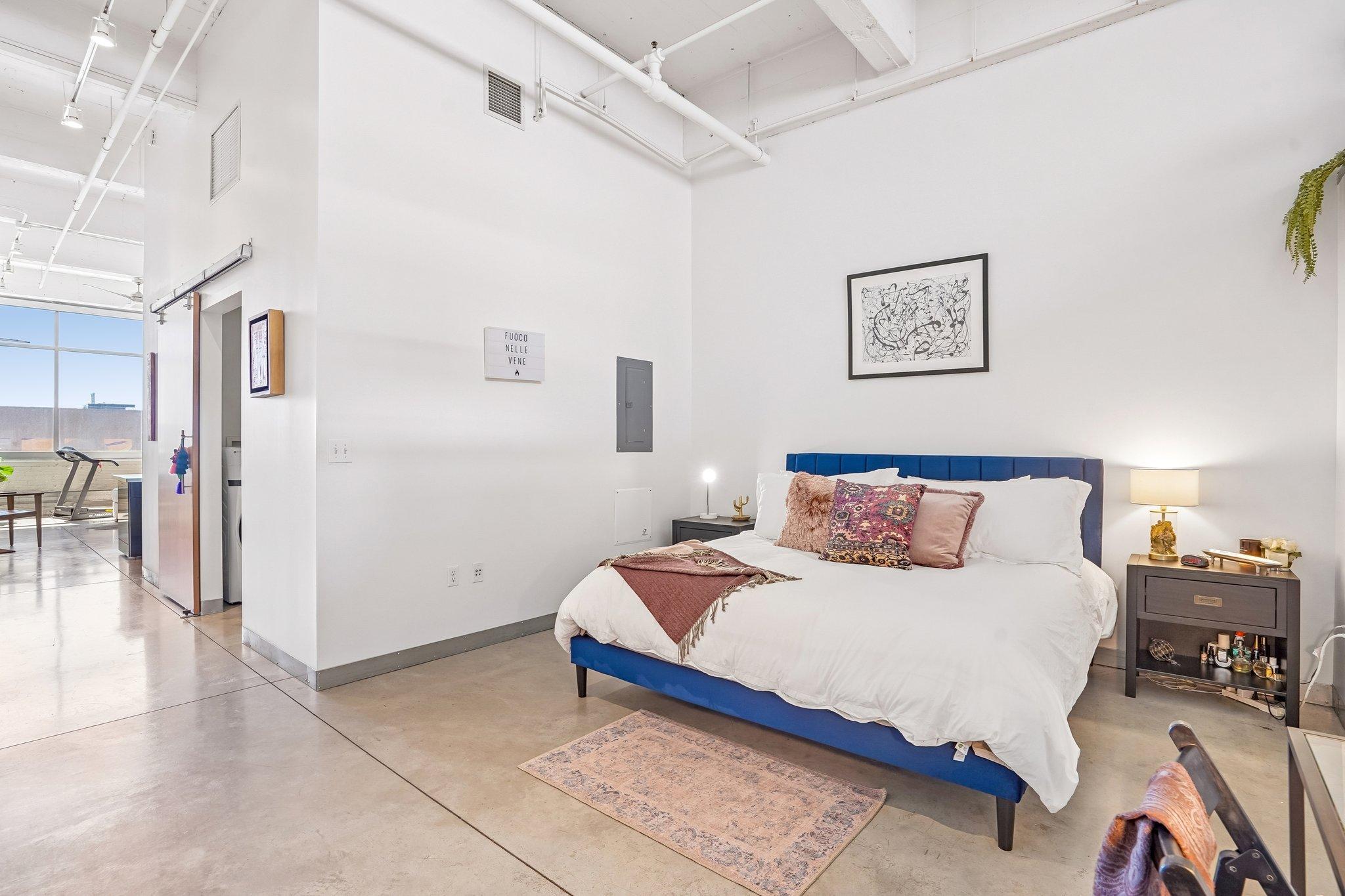 8-web-or-mls-Washington Ave 501-S1405-011.jpg