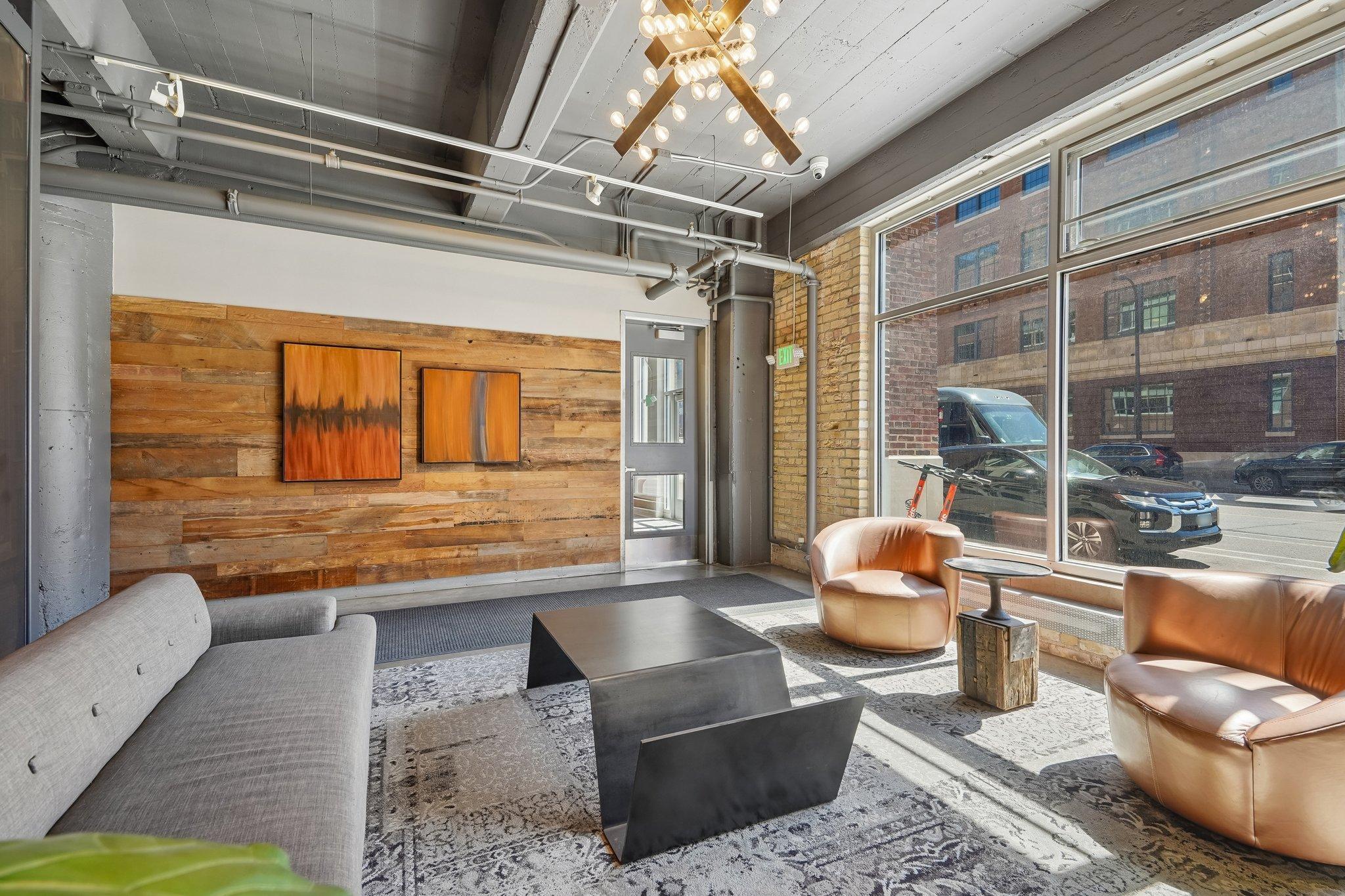 16-web-or-mls-Washington Ave 501-1405-906.jpg