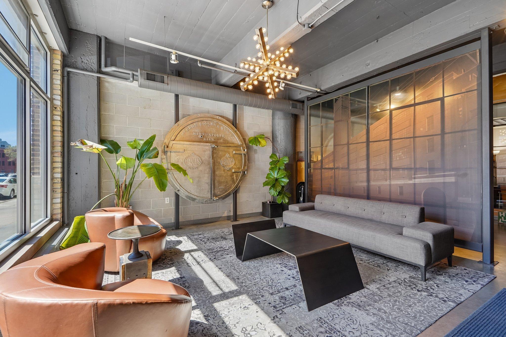 15-web-or-mls-Washington Ave 501-1405-905.jpg