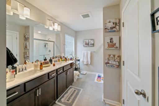 397 Rum River Way, Anoka, MN 55303