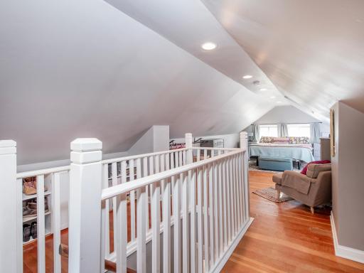 1055 Virginia Street, Saint Paul, MN 55117