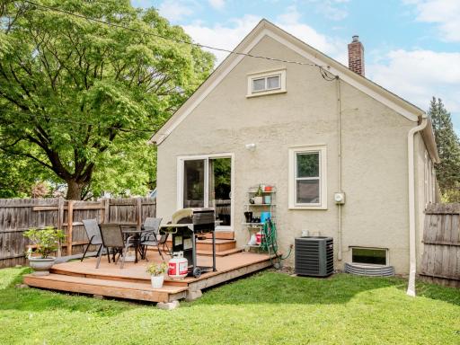 1055 Virginia Street, Saint Paul, MN 55117