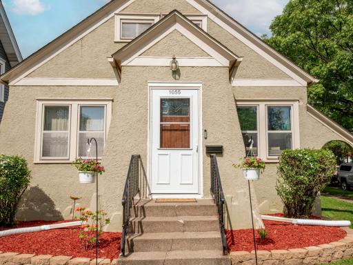 1055 Virginia Street, Saint Paul, MN 55117