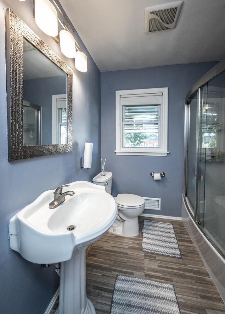 14 - 351 E 97th 12 St Minneapolis-large-019-002-Bathroom-716x1000-72dpi.jpg