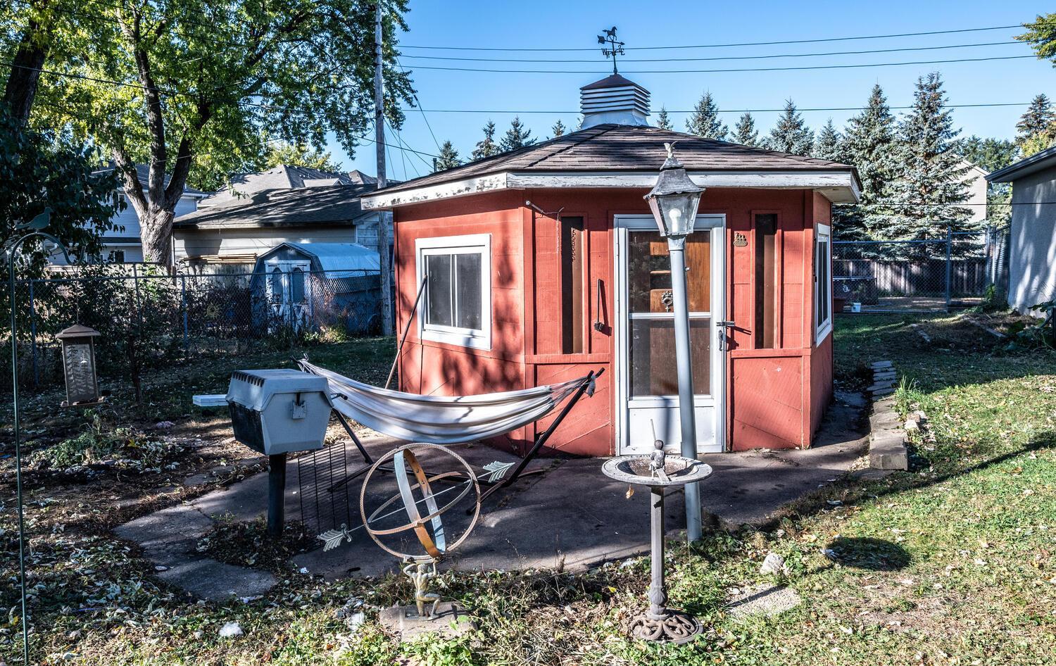 31 - 351 E 97th 12 St Minneapolis-large-006-016-Shed-1500x947-72dpi.jpg